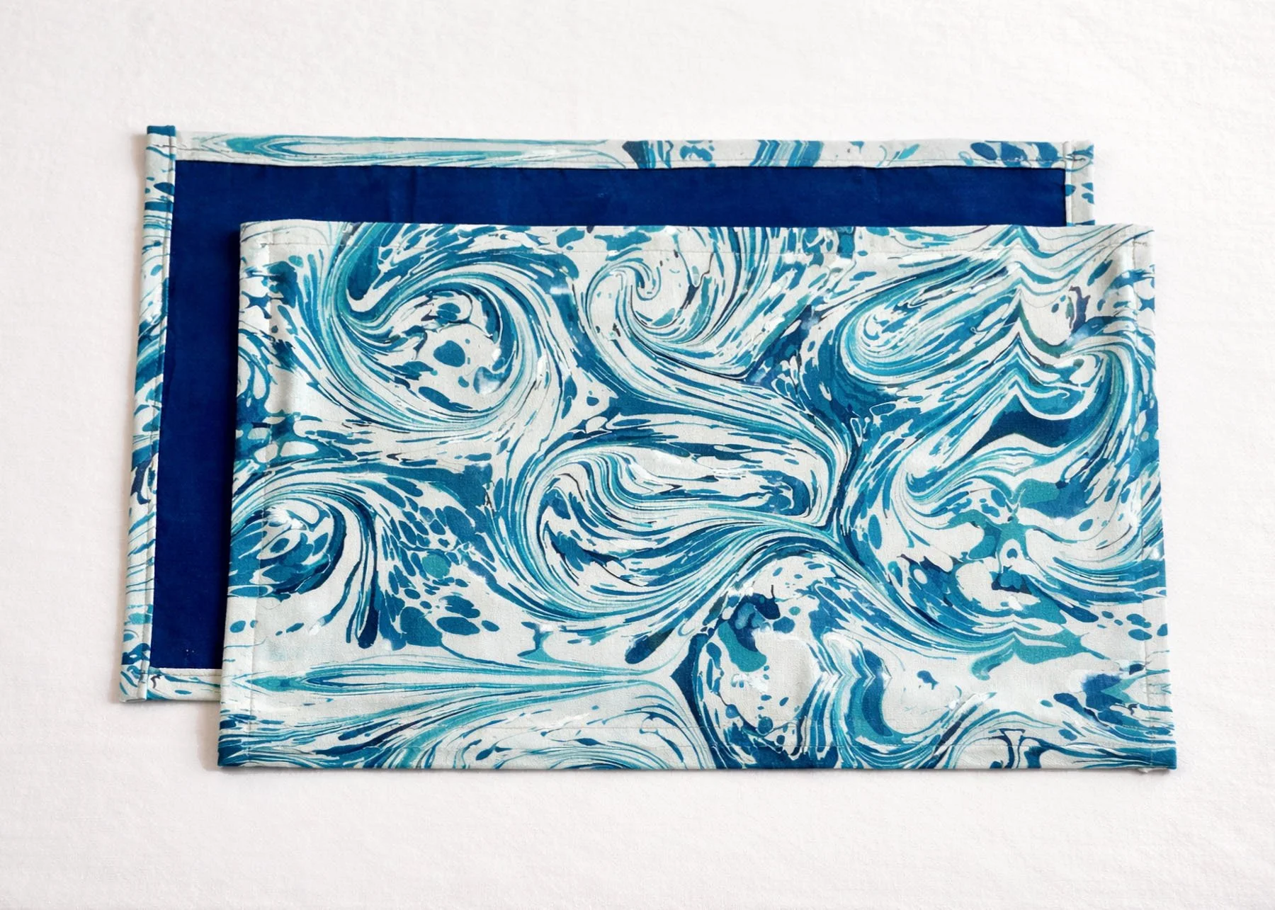 Midnight Ocean blue marbled dining set cotton placemats napkins runner Italy