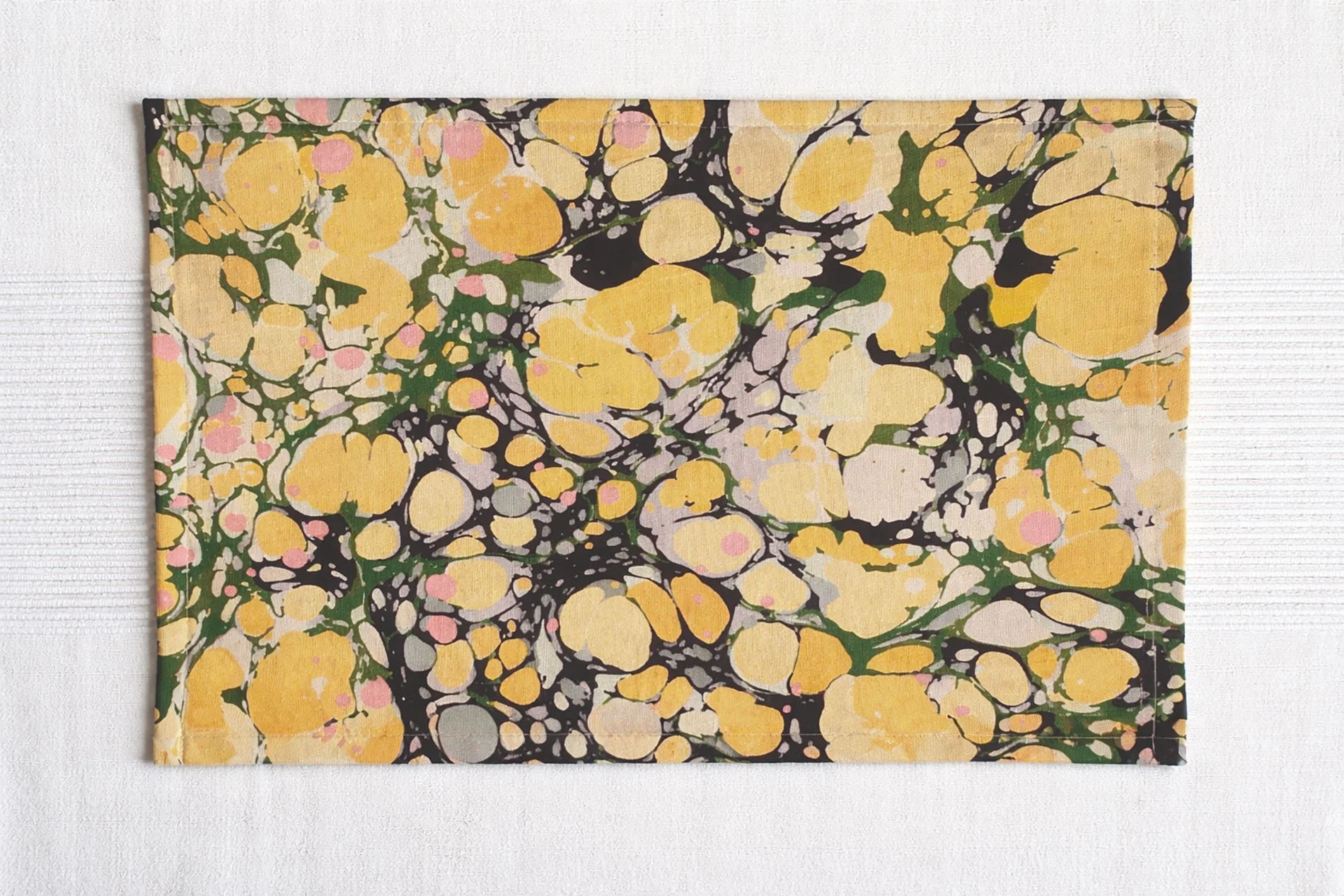 Set of handmade marbled placemats La Forestina in coordinated forest green and gold pattern