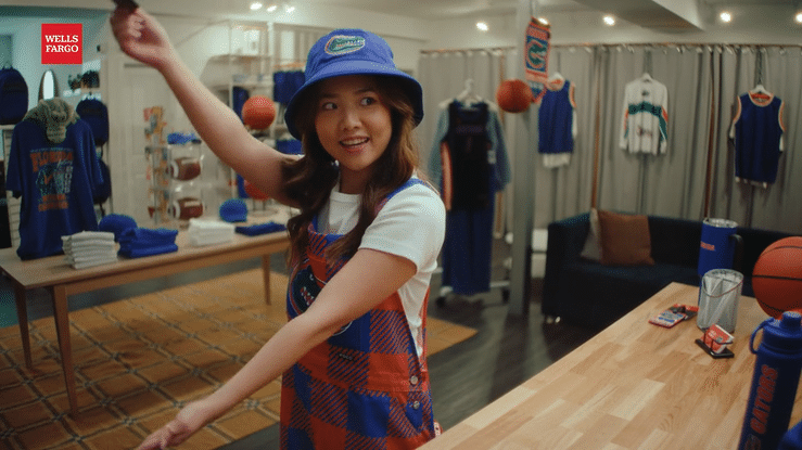 Wells Fargo Tap In Fan Out Florida 16x9-30-high.gif