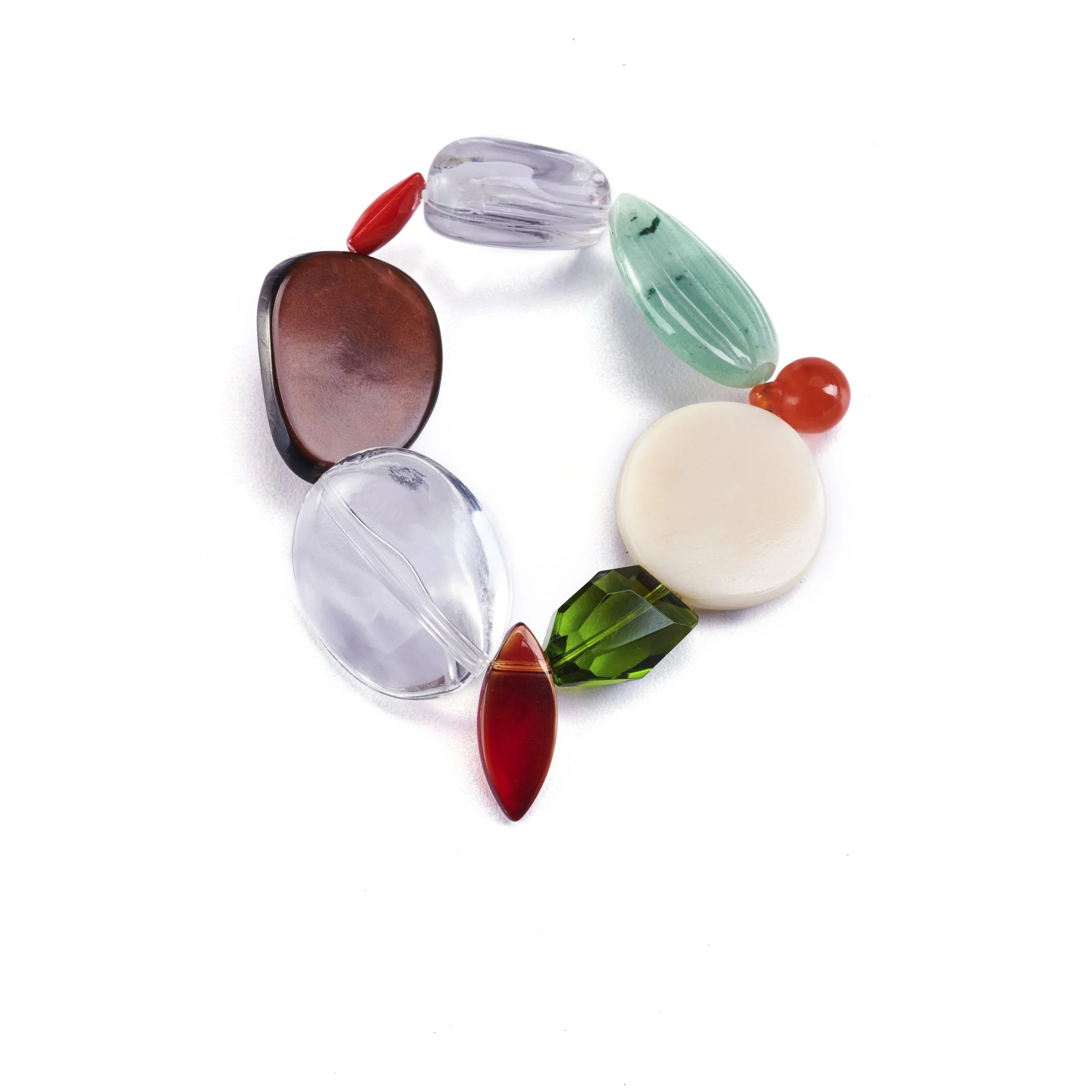 NEW BRACELET WITH AN OLD BUTTON有老扣子装饰的新手镯