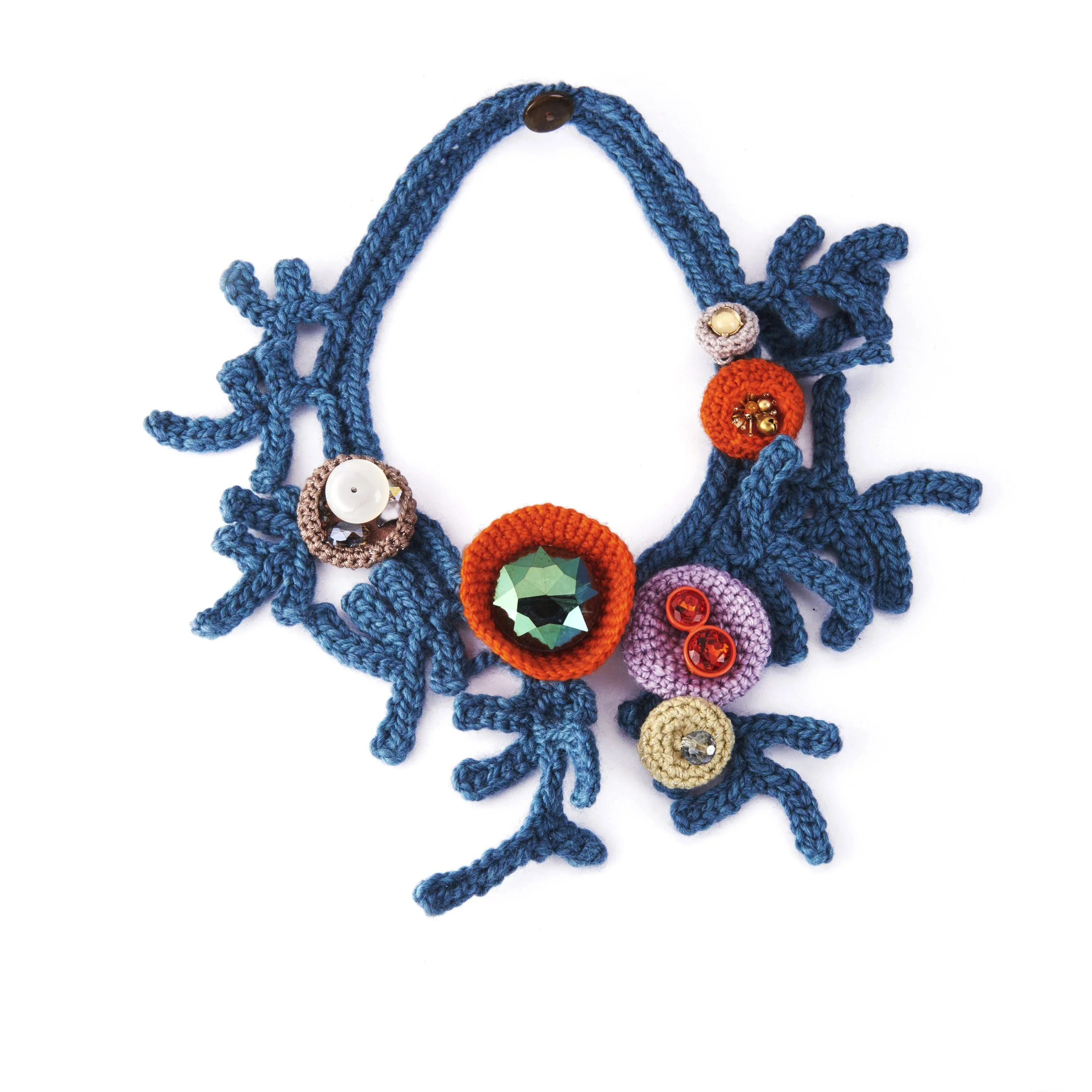 TREASURES UNDER THE SEA海洋深处的宝贝