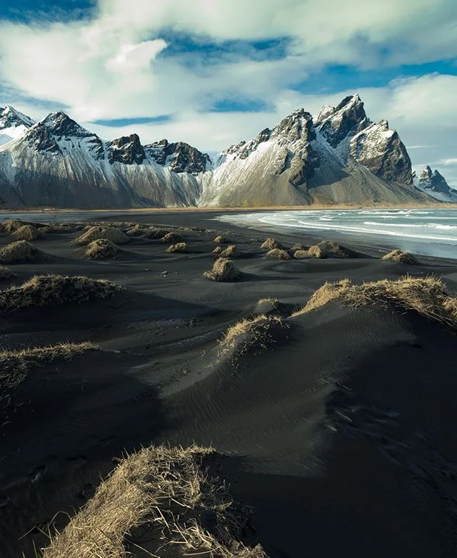 The might Vestrahorn ...the batman mountain is one of the most photographed mountains in beautiful Iceland. #icelandtravels #icelandphotography #iceland #iceland🇮🇸 #canon #canondslr #canon_photos #canonphotography #canon📷 #canon5dmarkiv #longexpos