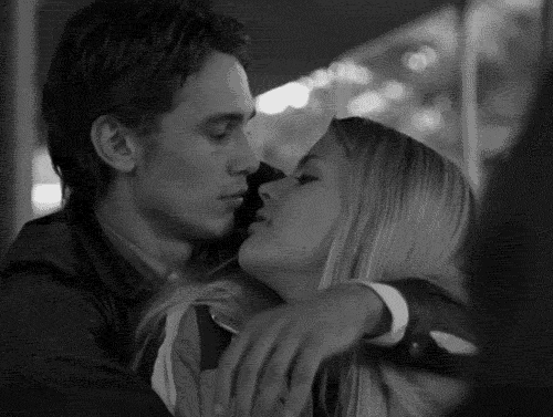 black-and-white-cute-gif-goals-Favim.com-3812885.gif