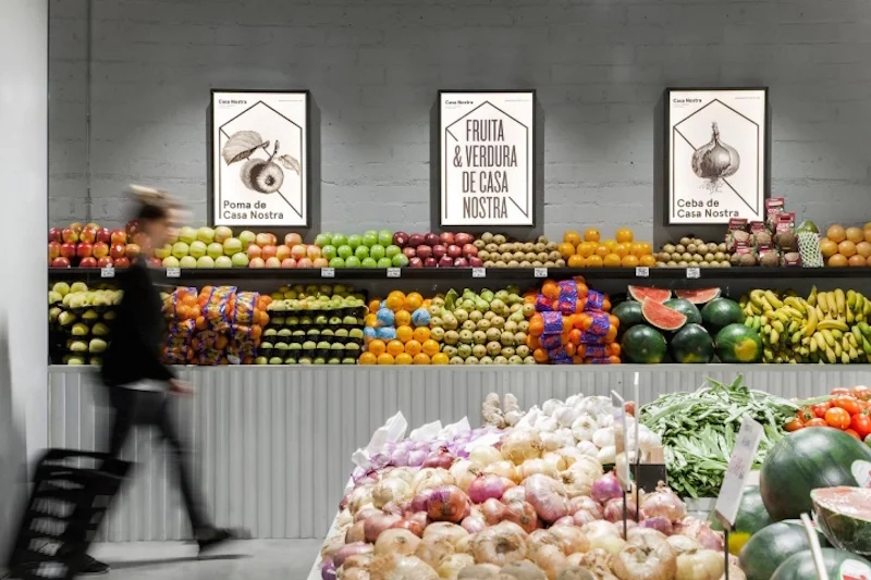 Casa Nostra - Stylish Fruit Store In Barcelona