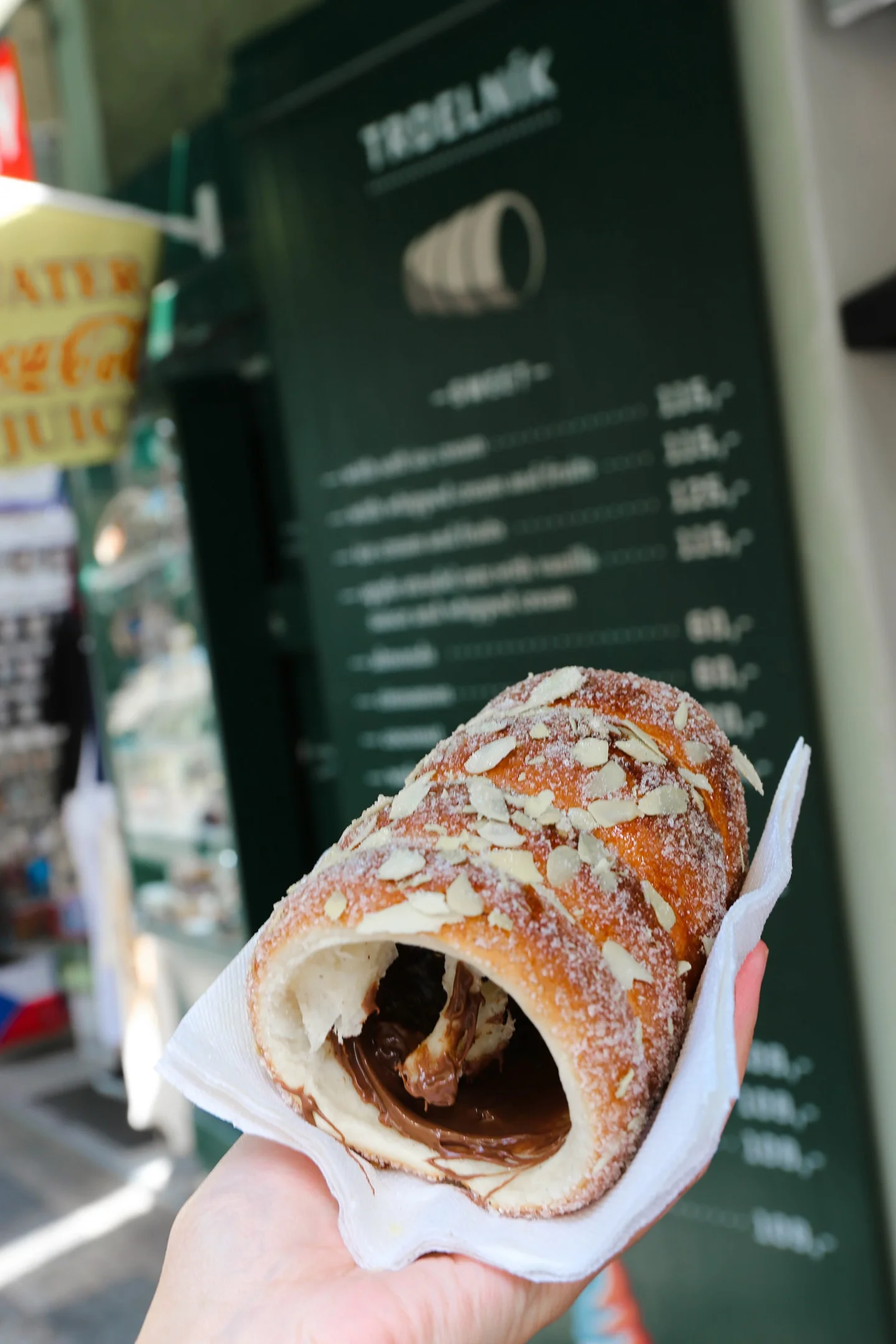 Prague Travelogue, City Walk, Things to eat Trdelnik