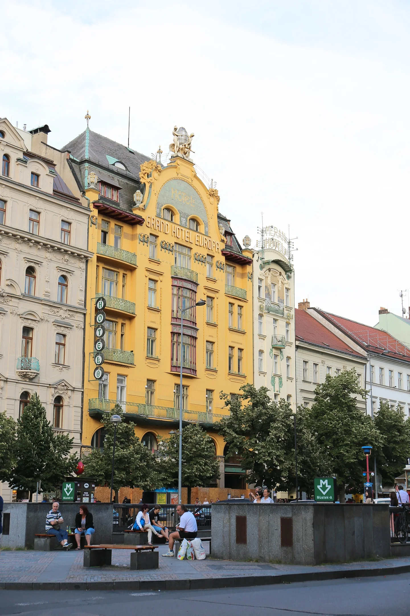 Prague Travelogue, City Walk, Wenceslas Square