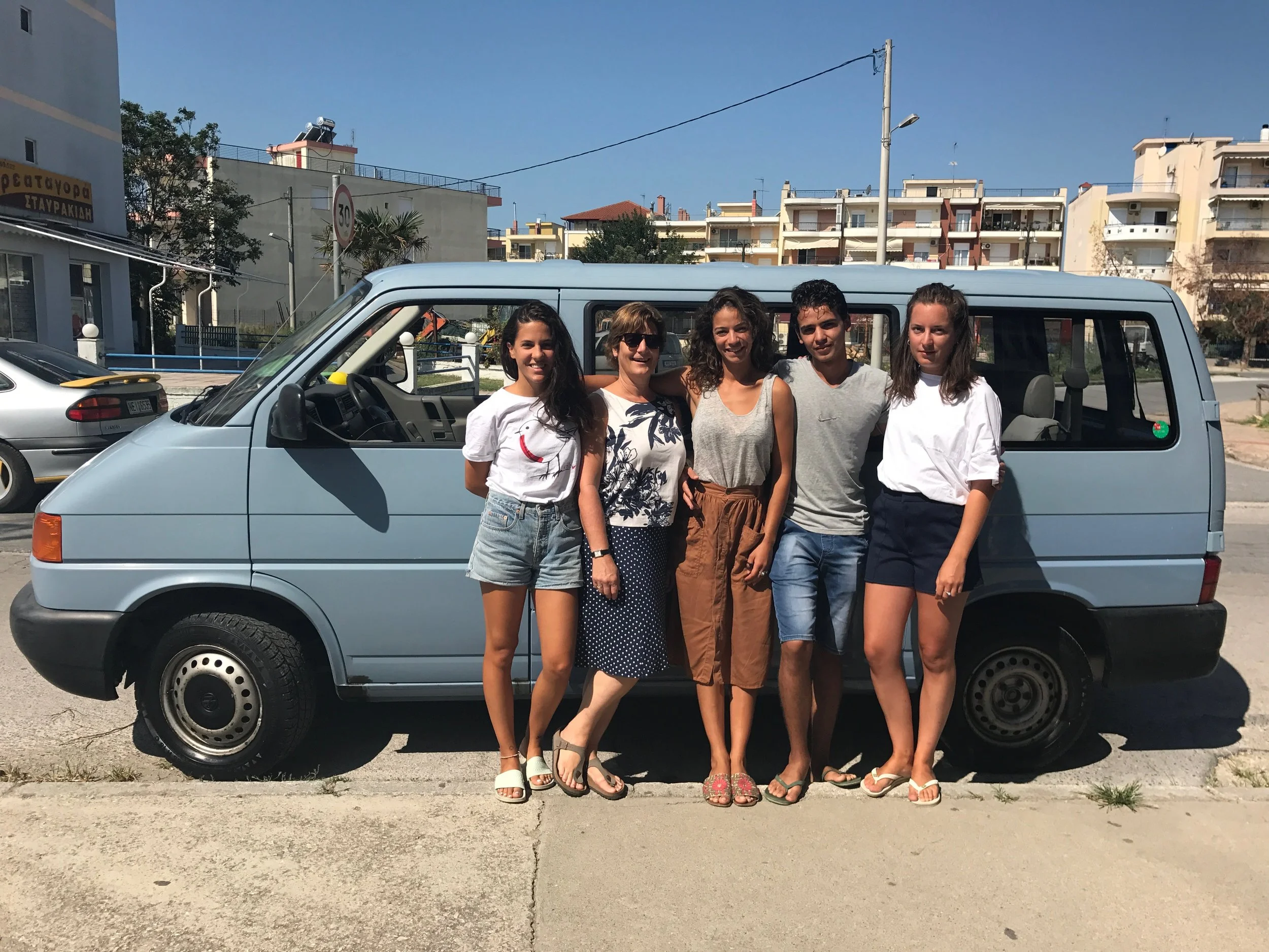 Meret, Jill, Yasmina, Hassan and Debora in front of our van "the cloud". 