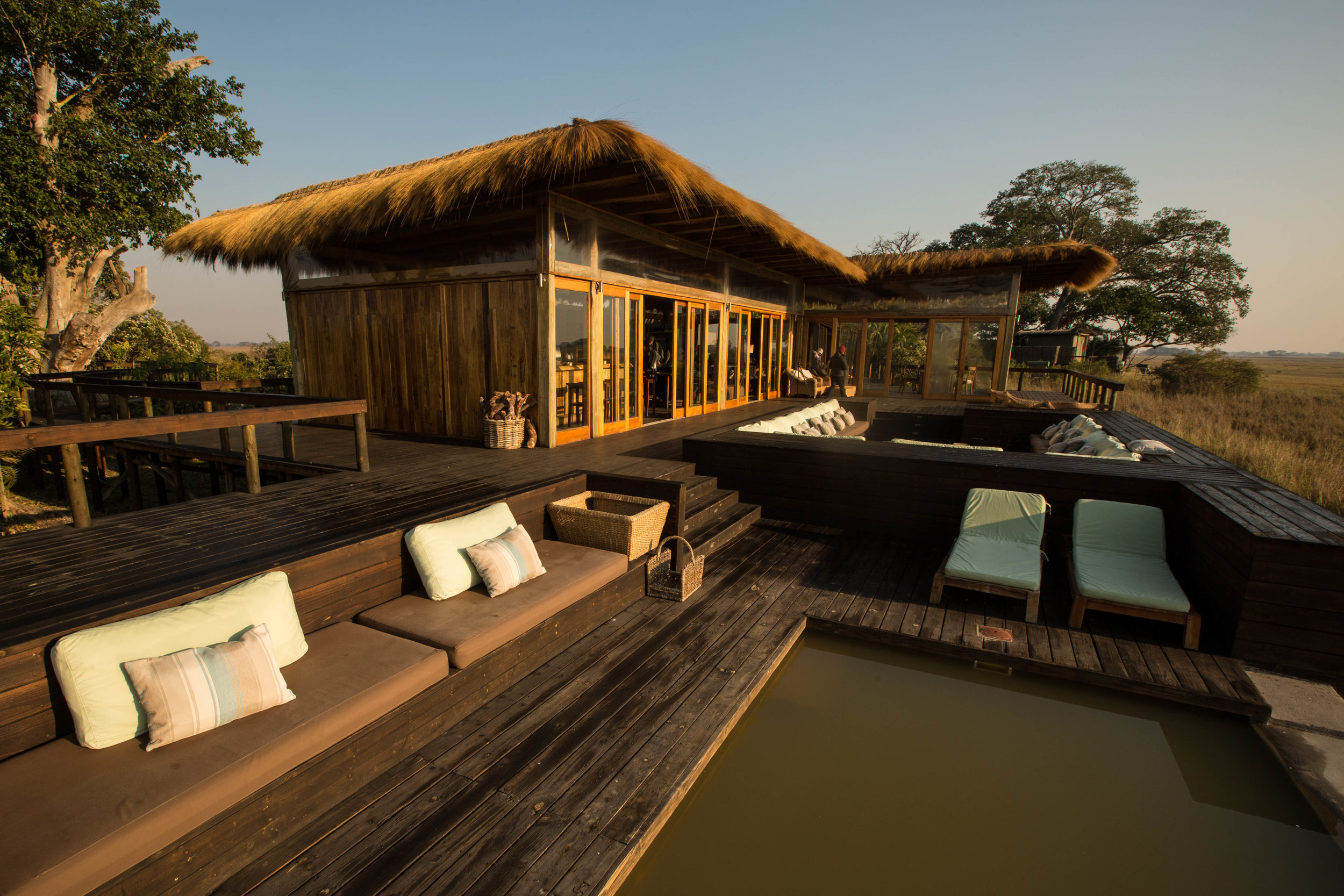 Poolside Lounge