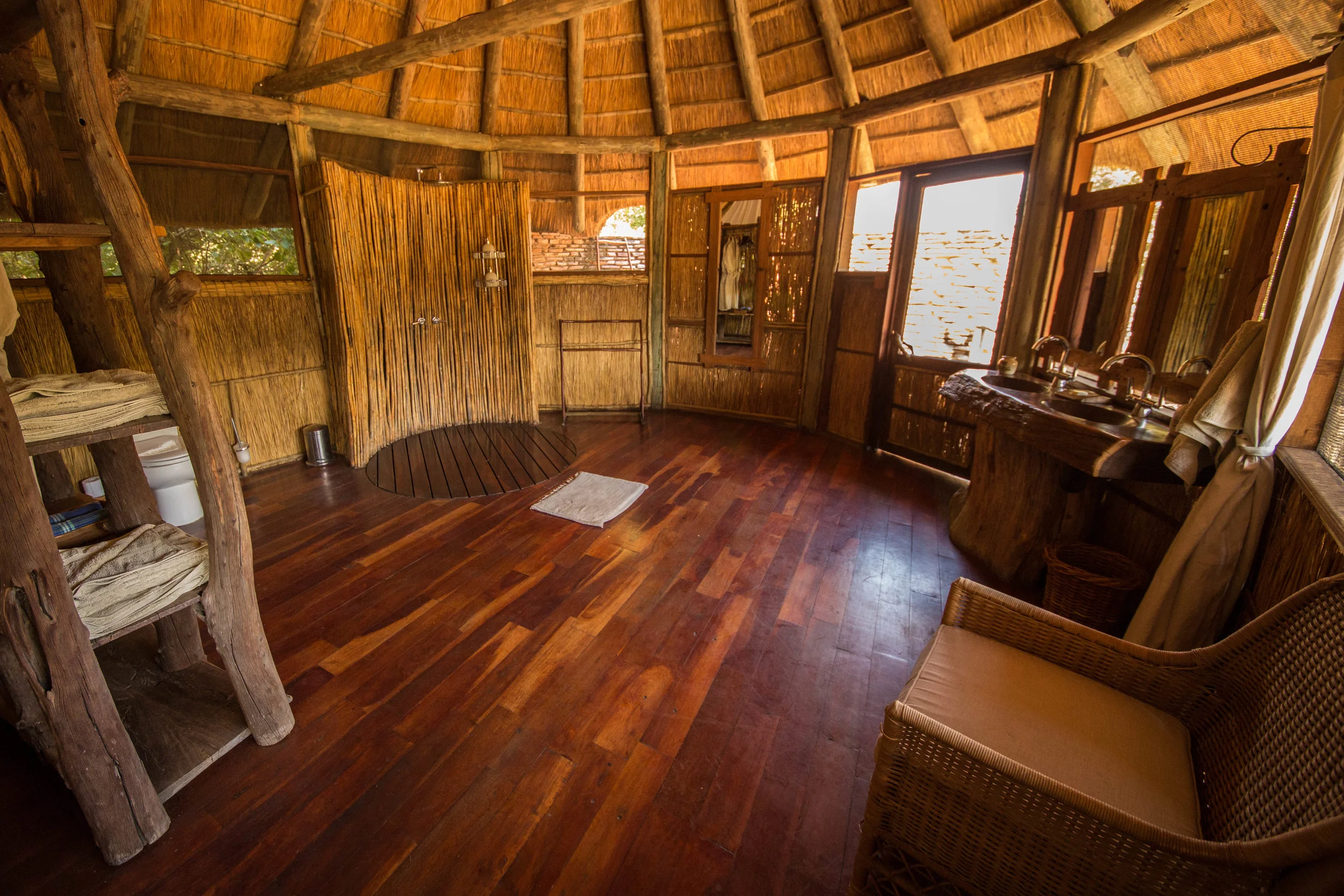 Villa Open Bathroom