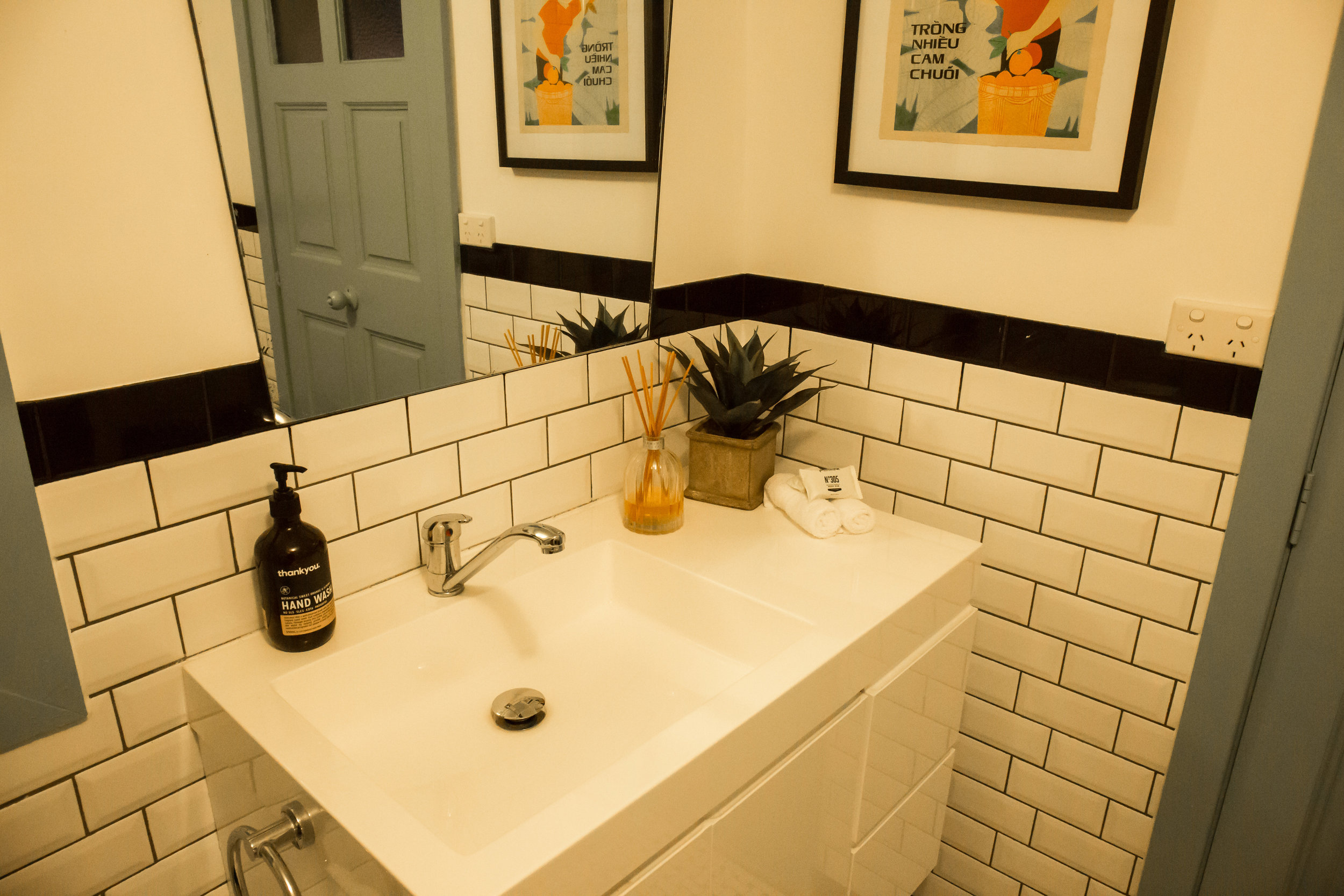Ensuite 2 (no Bath)