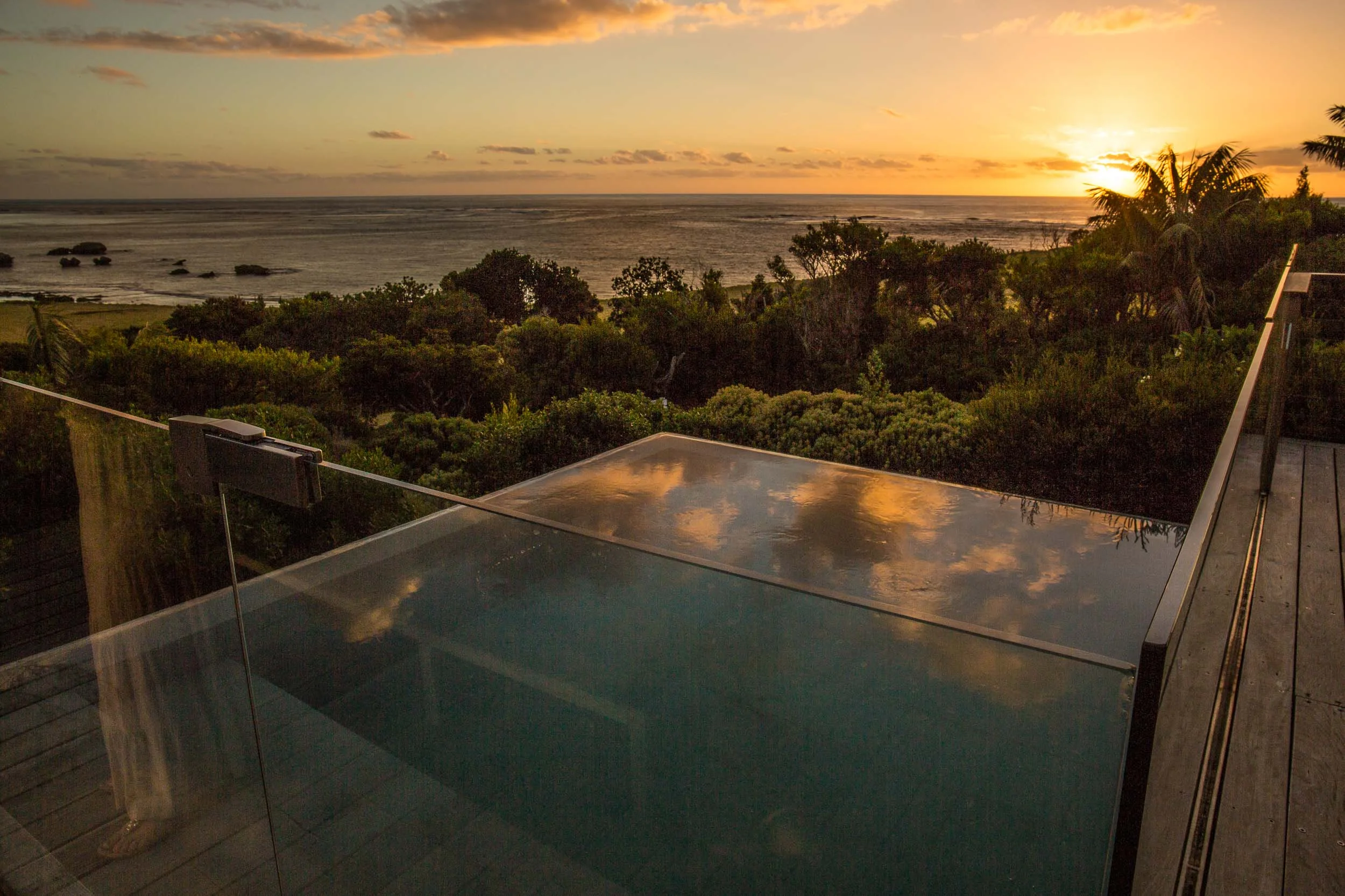 Sunsets from the Capella Lodge deck, Lord Howe Island.jpg