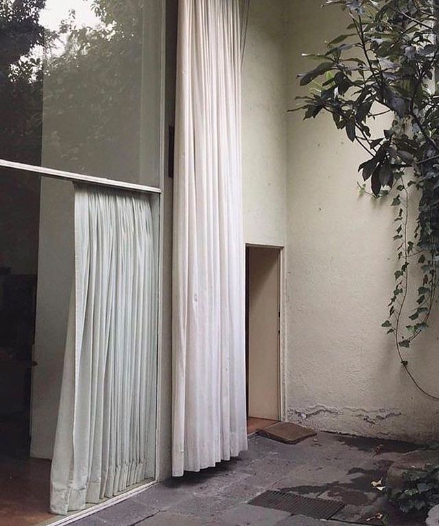 #luisbarragan #fabricframing #curtains