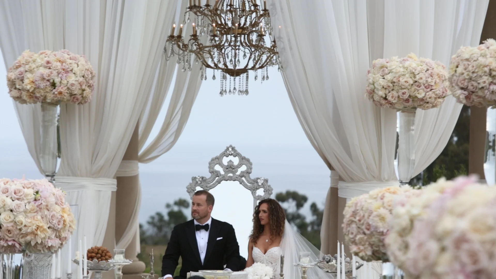YOU ENRICH MY ENTIRE WORLD: SOPHY + AUSTIN’S PELICAN HILL BEAUTY