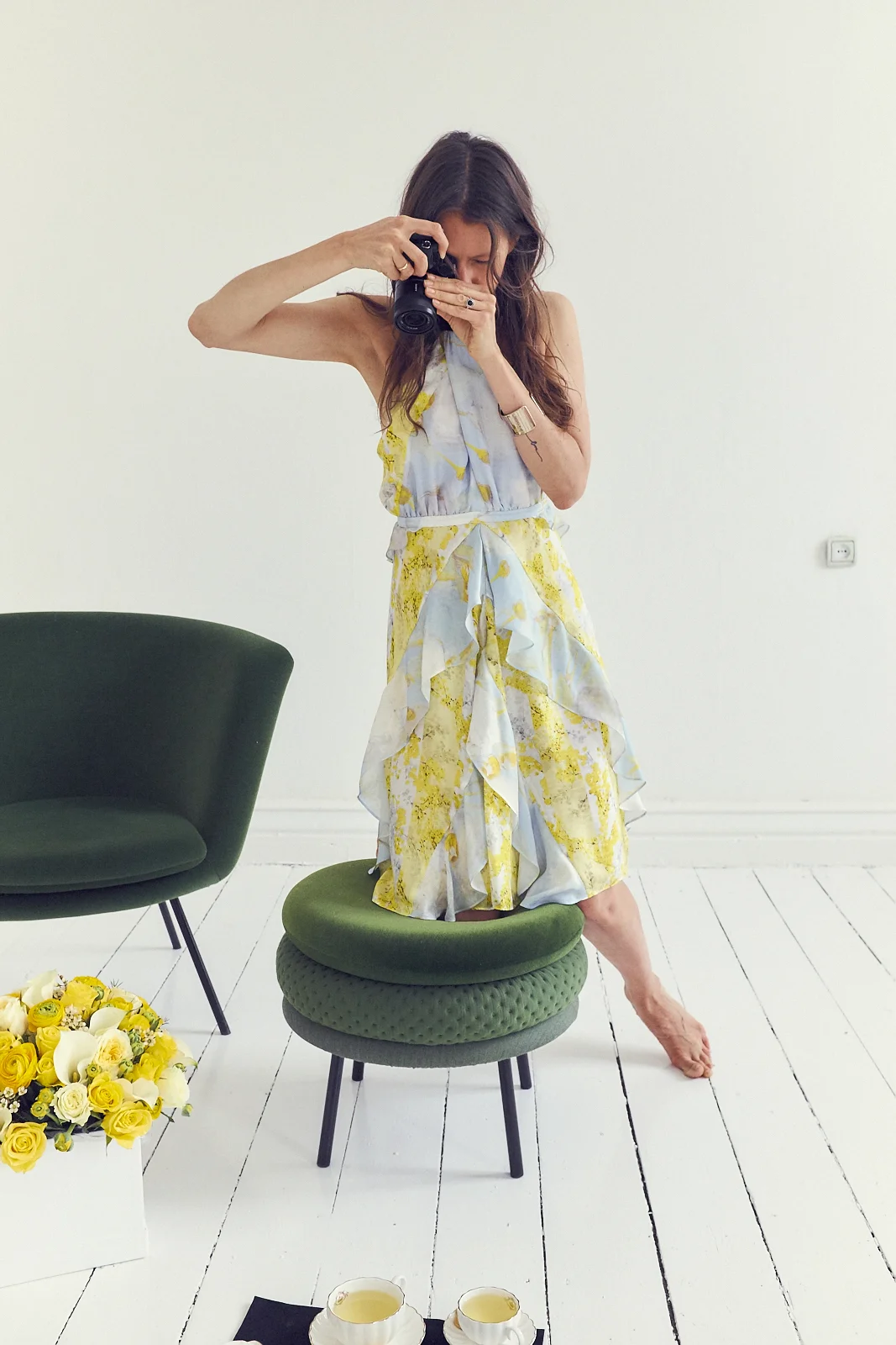 All yellow and white