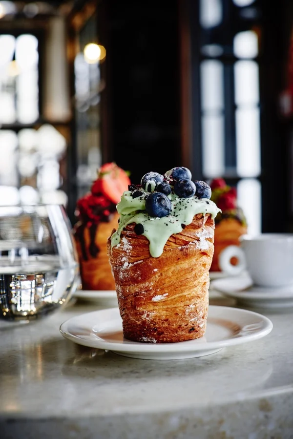 With a view. Kolonade