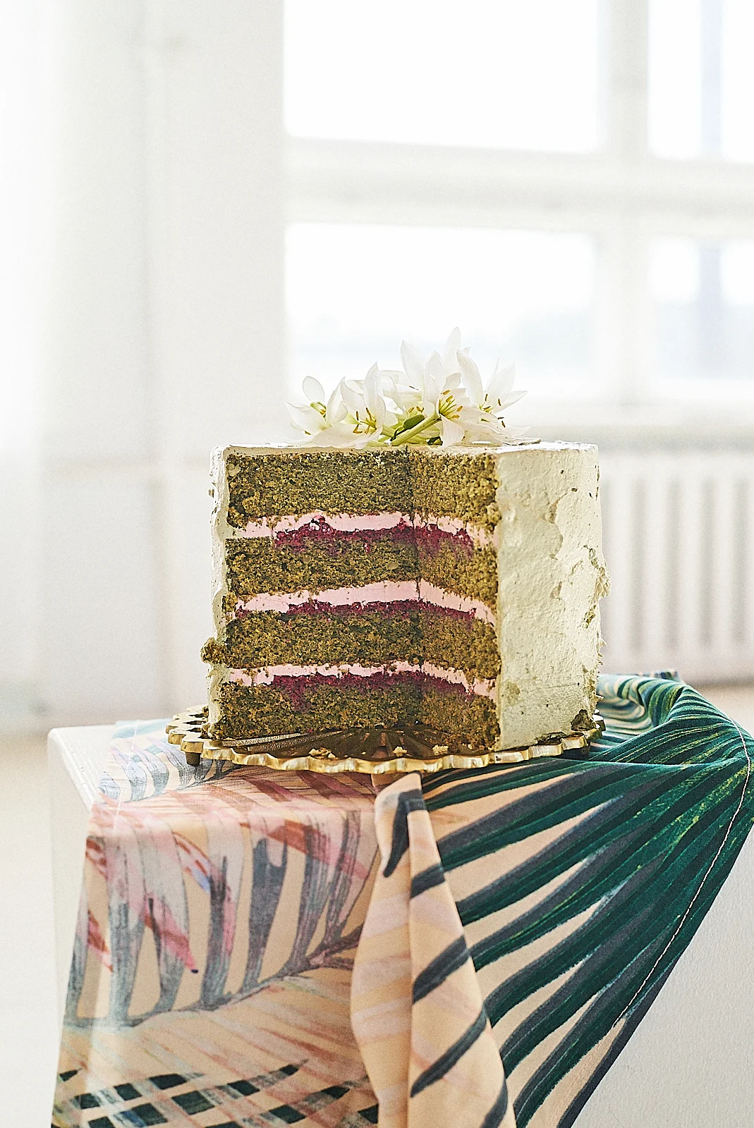 Matha raspberry cake