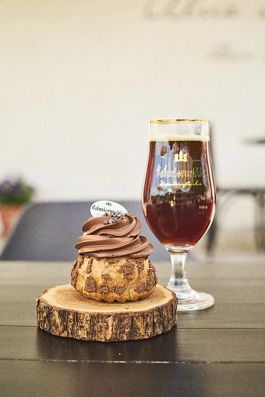 Piece of cake. Valmiermuiža