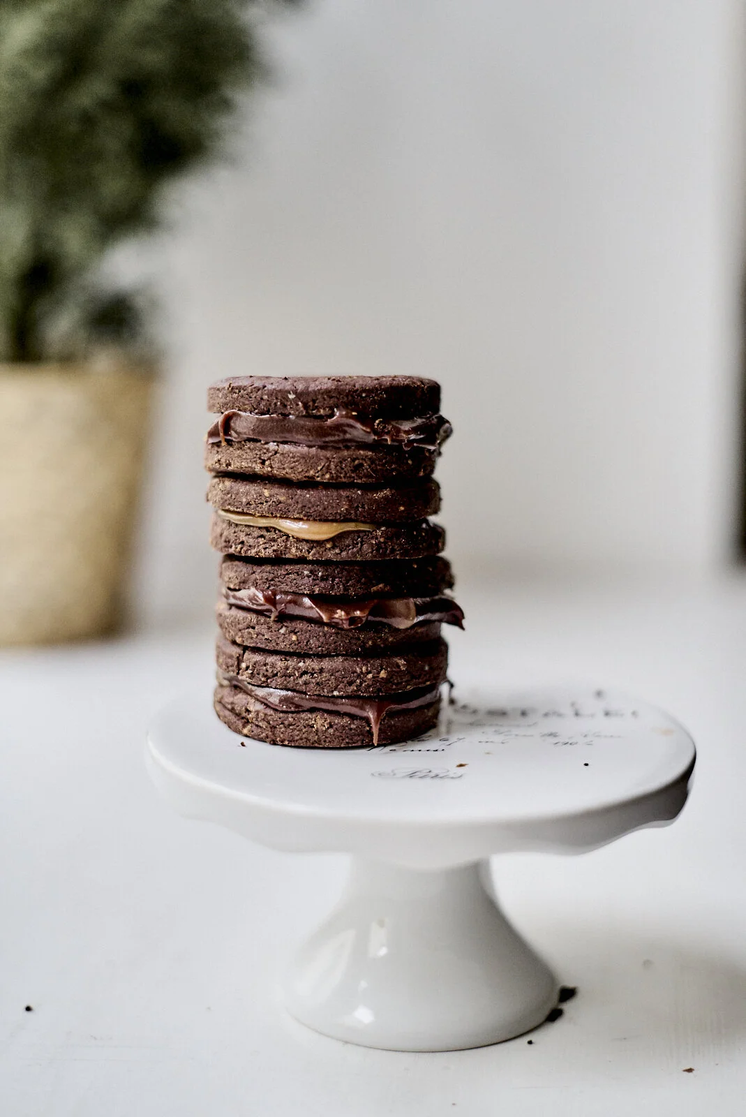      

 
   Fill with  caramel , hazelnut cream, or raspberry jam. Or you can fill with Italian meringue.  Recipe  
 






















     