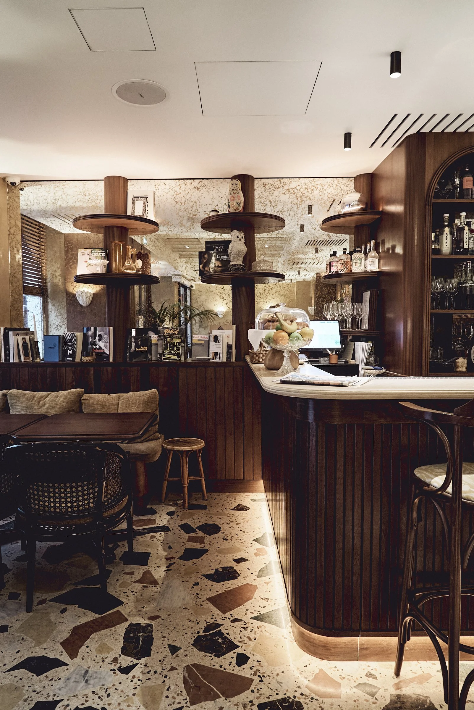 monsieur aristide. paris