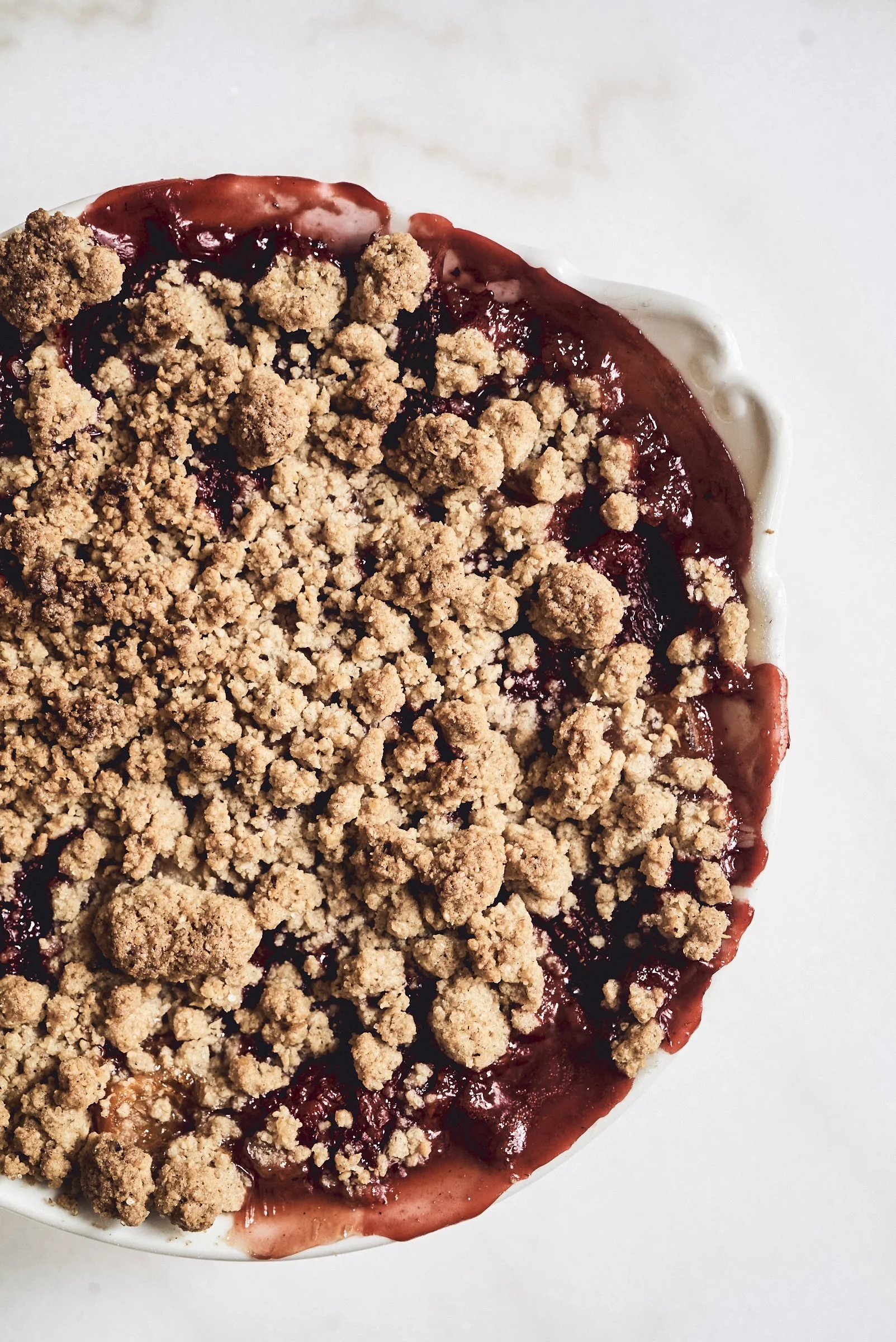 Strawberry crumble