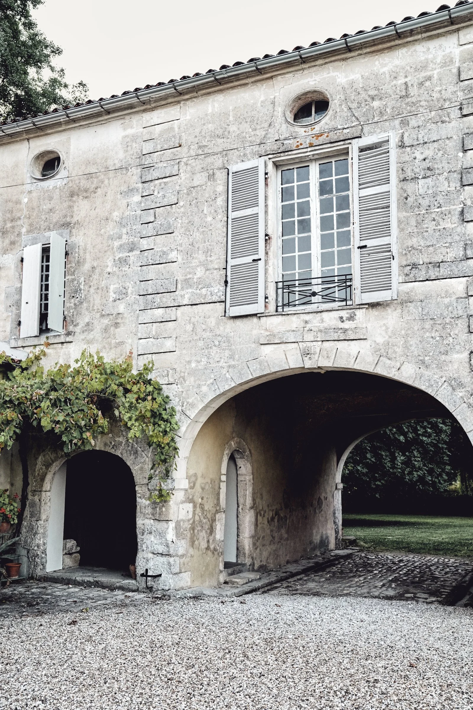 bourg-charente. on the banks of the charente river