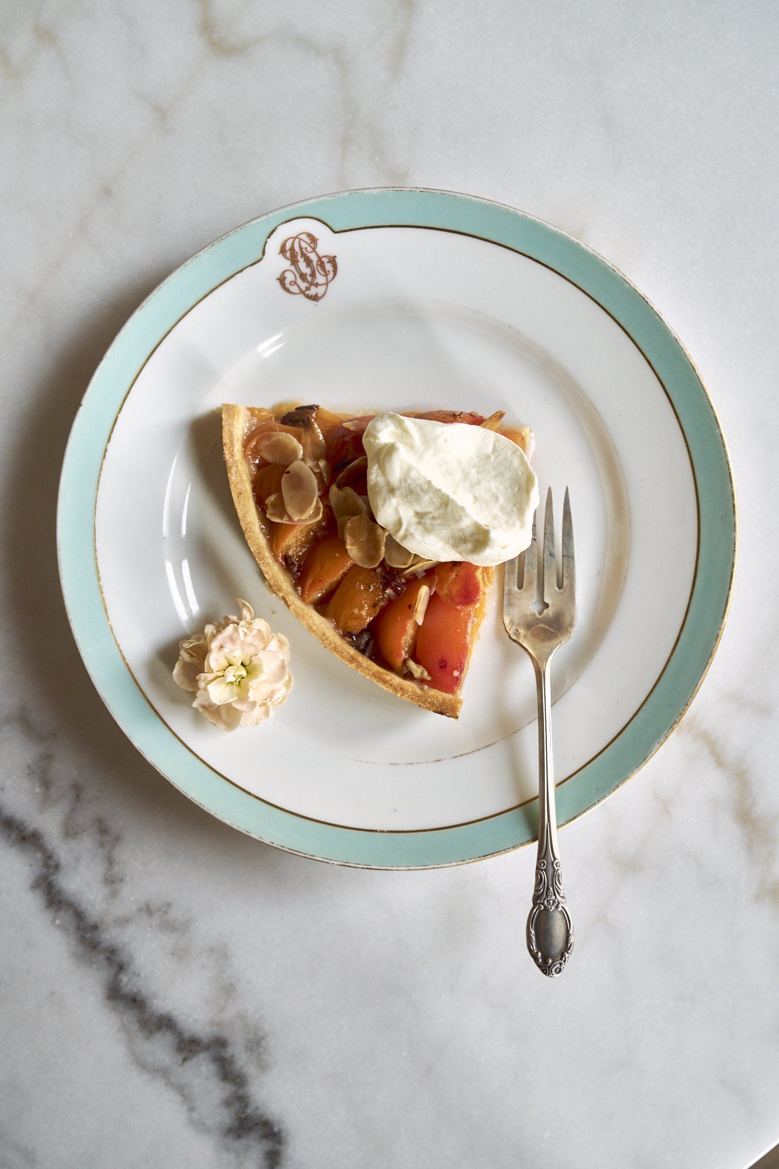 Apricot tart
