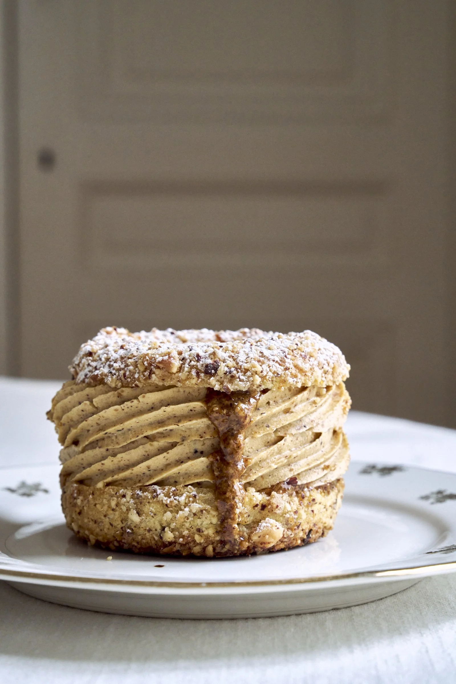 A cake that has nothing to do with breasts. Paris-Brest