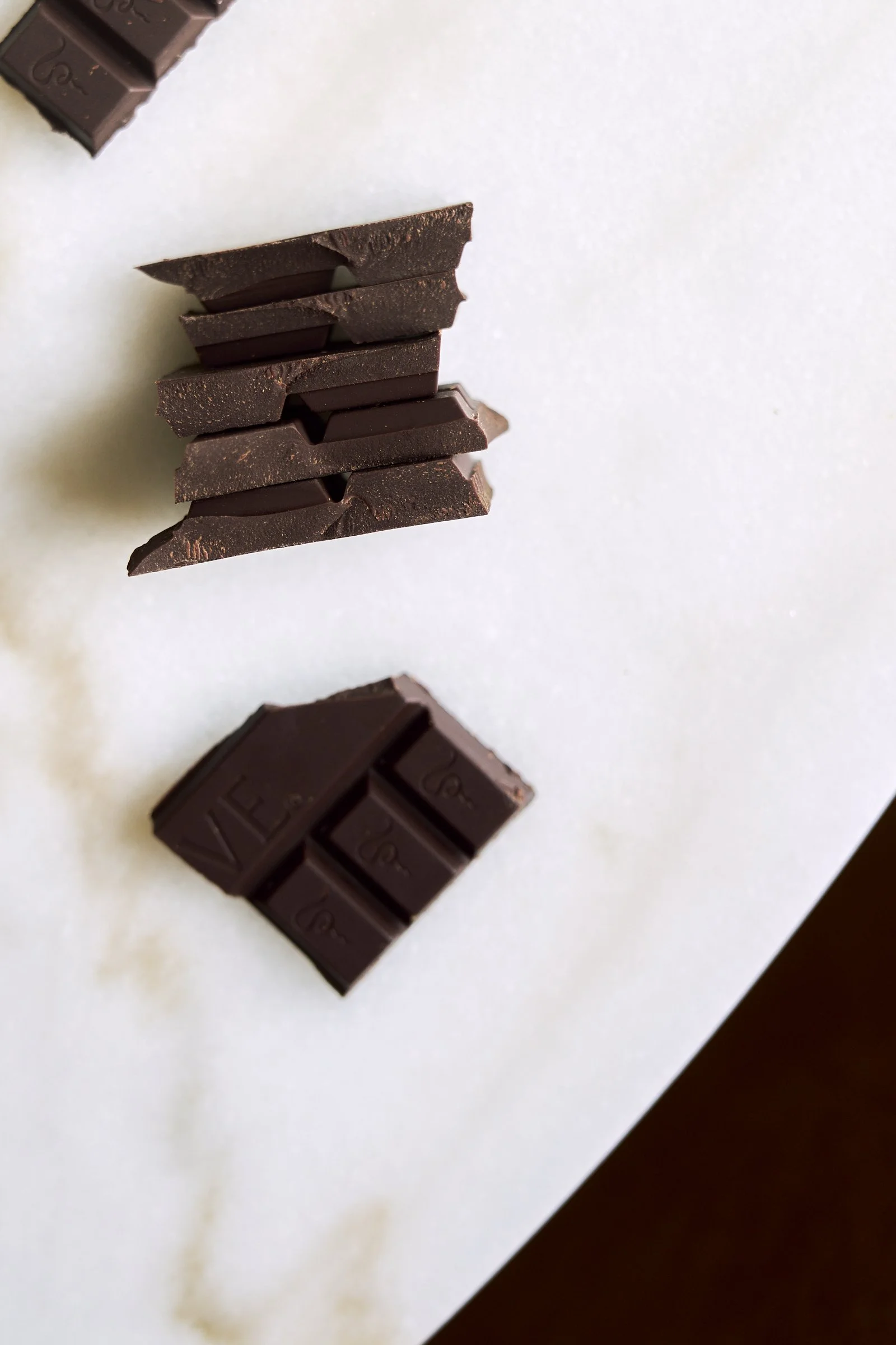 How to taste chocolate