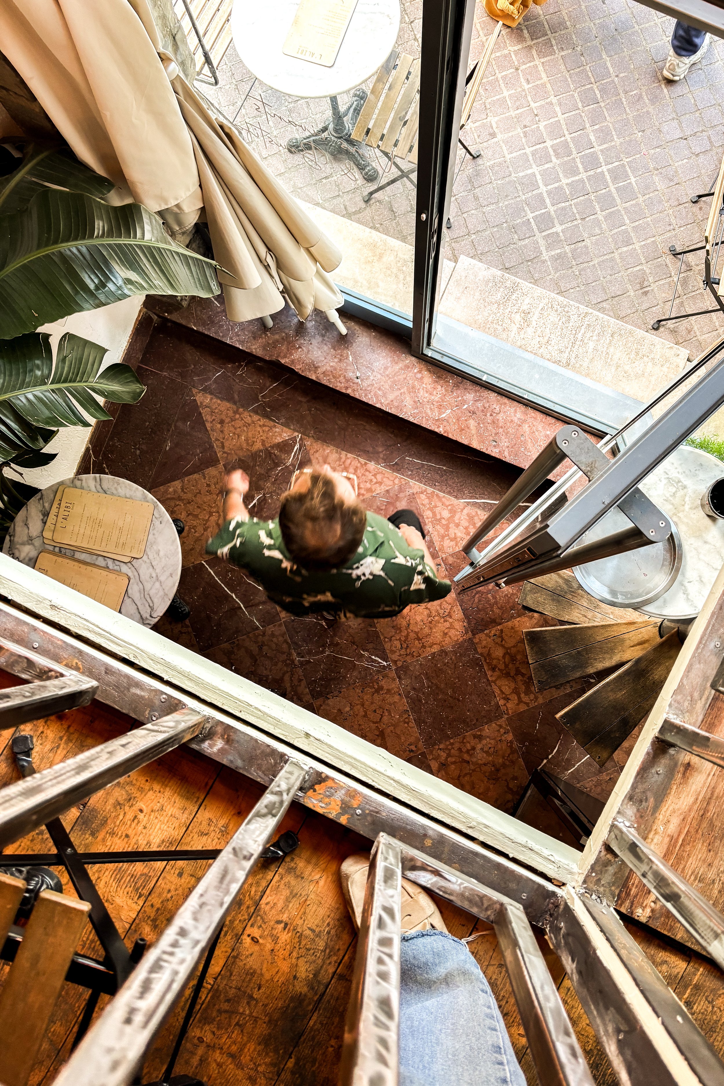 Lyon addresses. Xaia, L'Alibi and Ikone