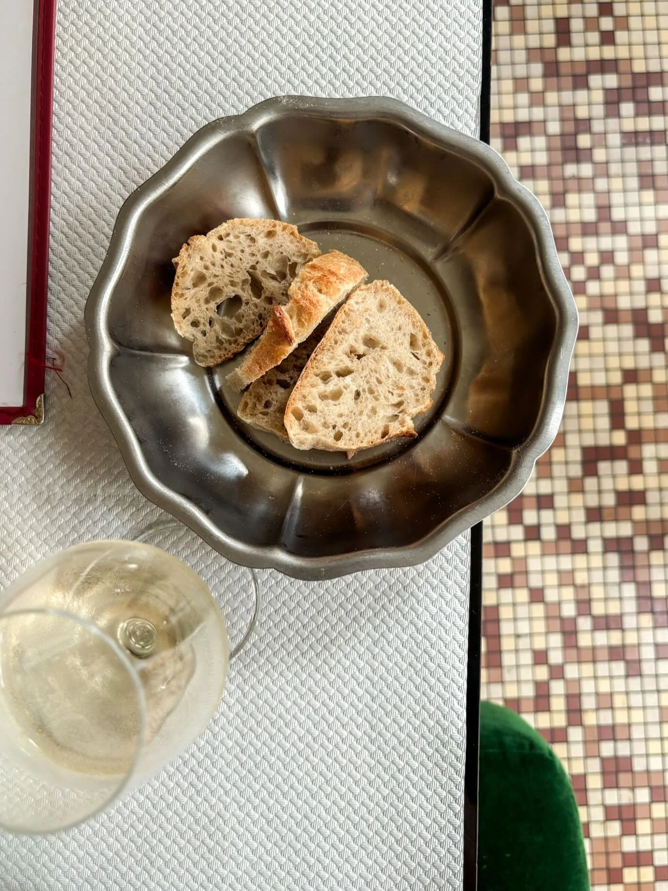 Meet my new favourite Parisian spot. A place like no other. The sort of place you really have to know about, otherwise you might just walk straight past it, expecting a flashier fa&ccedil;ade and assuming that anything called Le Cornichon couldn&rsqu