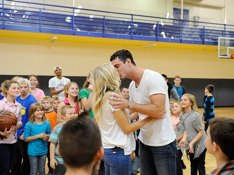 the-bachelor-03-800.jpg