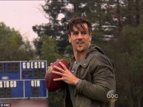 f4baa_27428_jordan-rodgers-nfl.jpg
