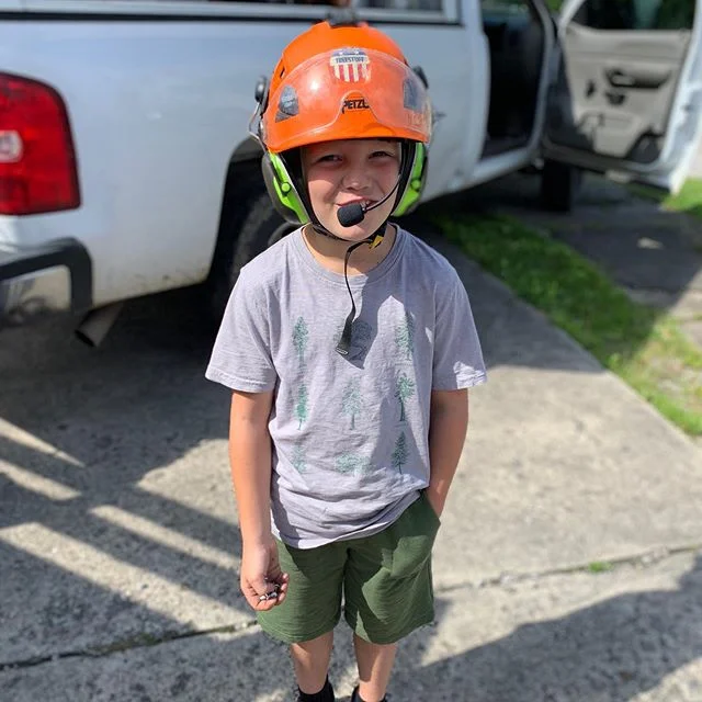 Got to take Tanner to work with me a few weeks ago. He did really good, then asked for half of the money we made for the day. He also tried to talk the guys out of their money too. 😂 #workhardstayhumble #teachthemyoung #treelife #treebiz #familybusi