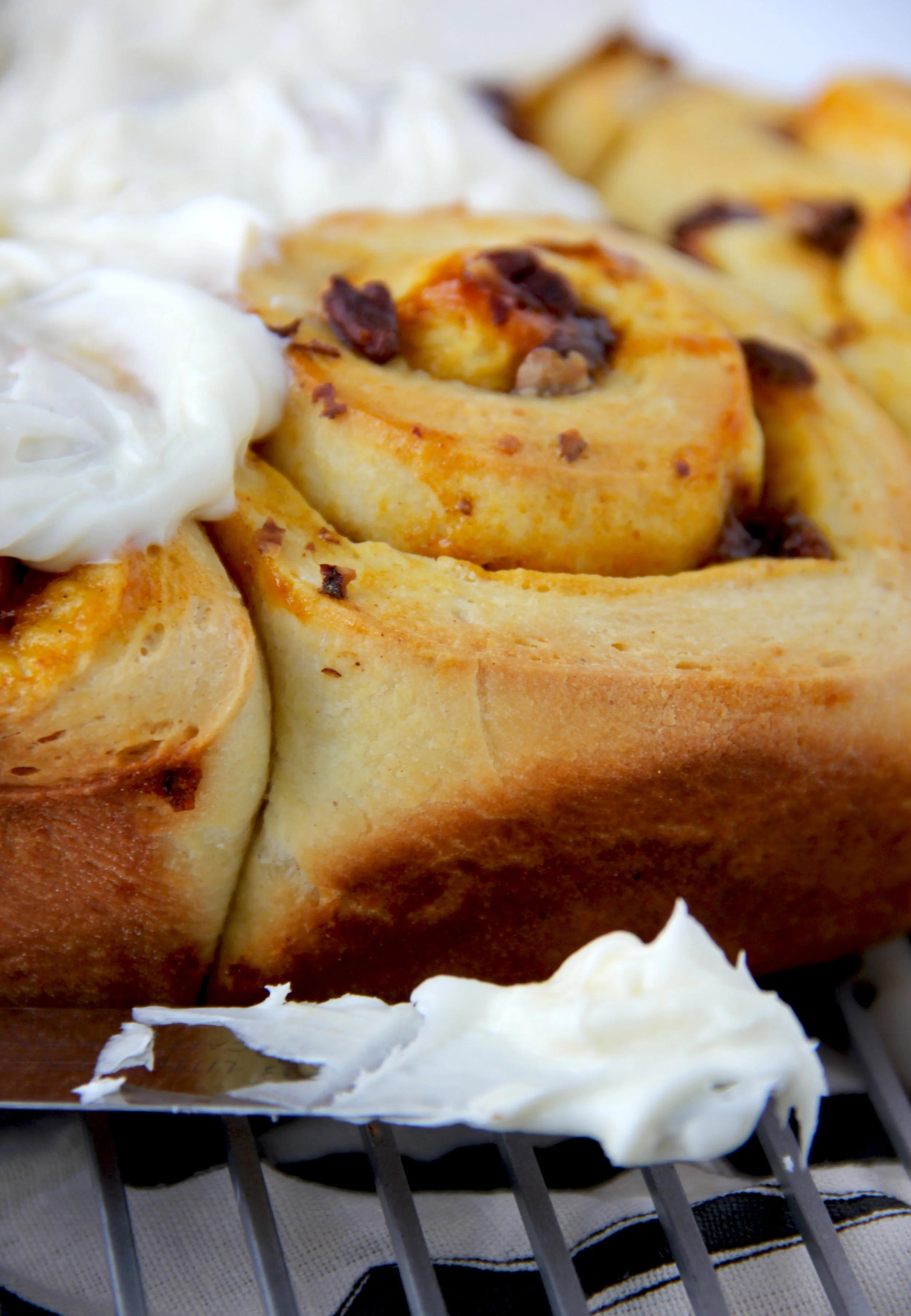 p cinnamon rolls 6.jpg
