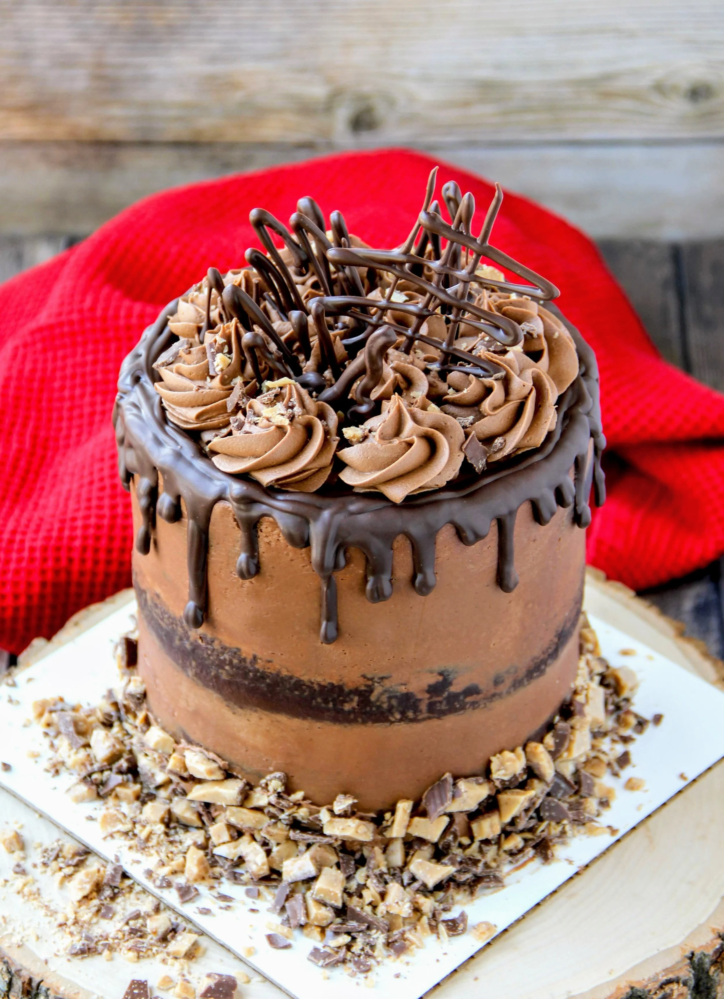 Naked Chocolate Cake 3.jpg