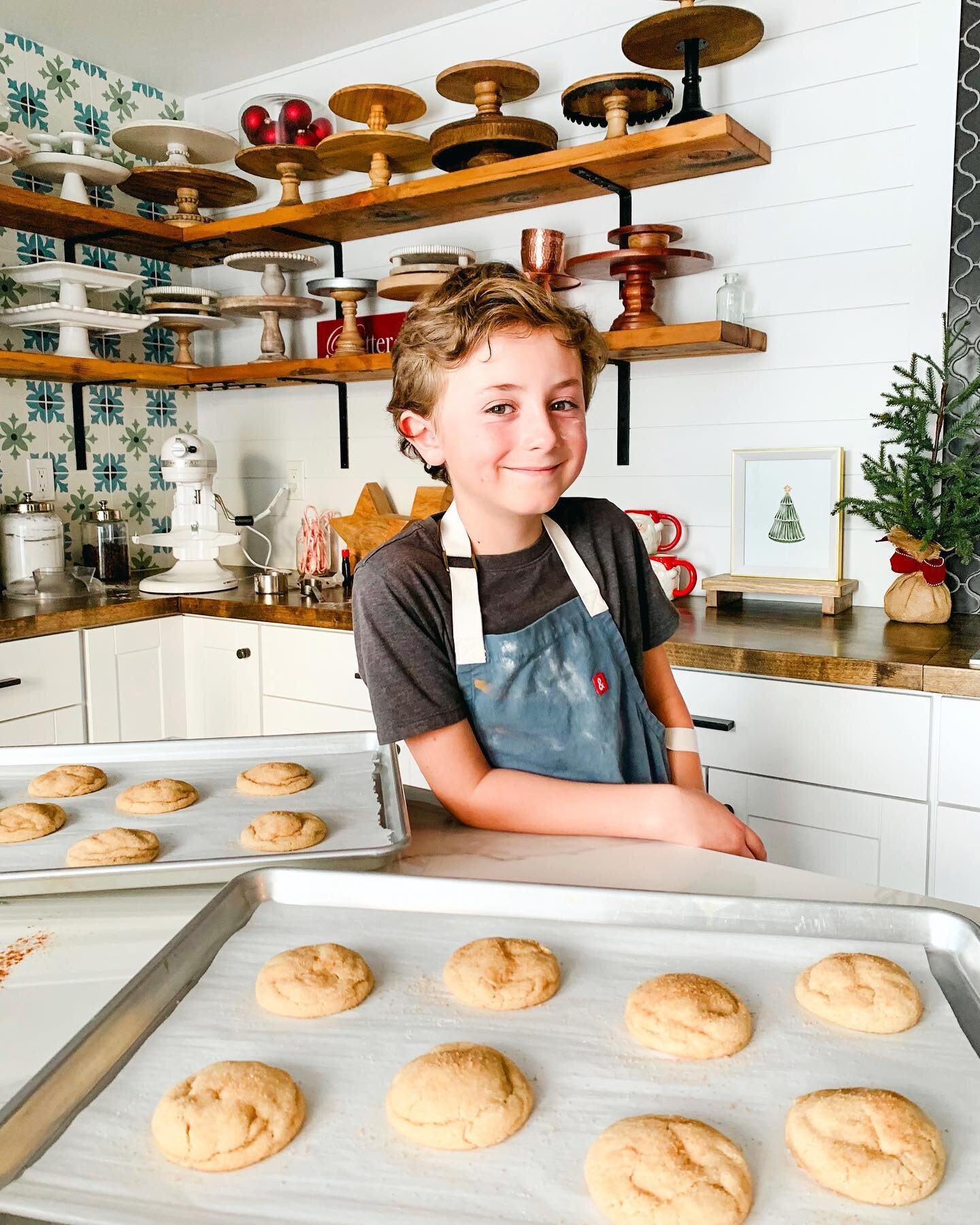 Dear Santa, I can explain&hellip; 🎄

He may look sweet, and he makes a mean snickerdoodle, but don&rsquo;t be fooled. He watches Home Alone and takes notes. 

Soren was by my side while I perfected my Brown Butter Snickerdoodle recipe for WILD SUGAR