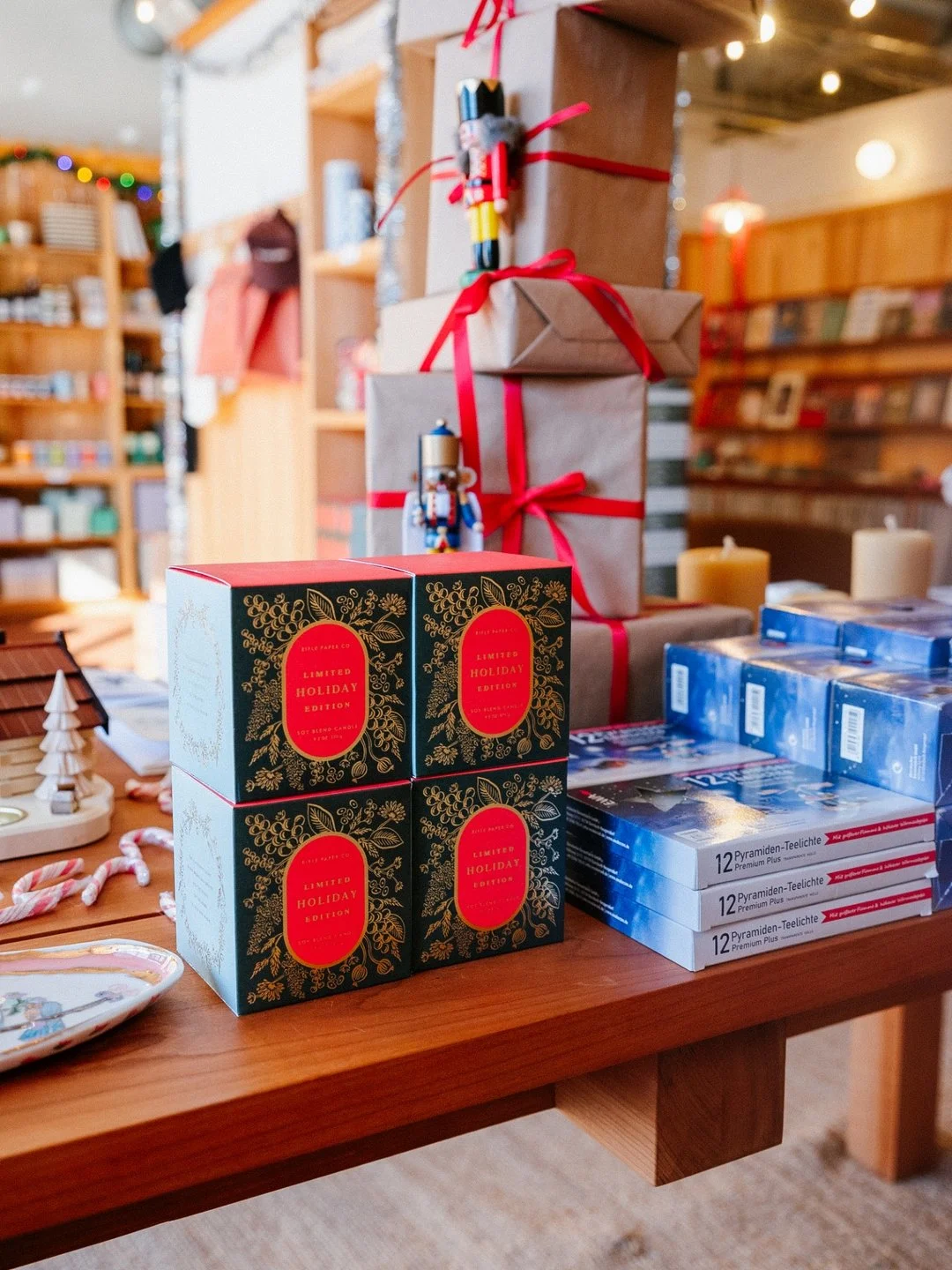 EXTRA HOLIDAY HOURS! Open today 10-6. We can&rsquo;t wait to see you 🤸🎁