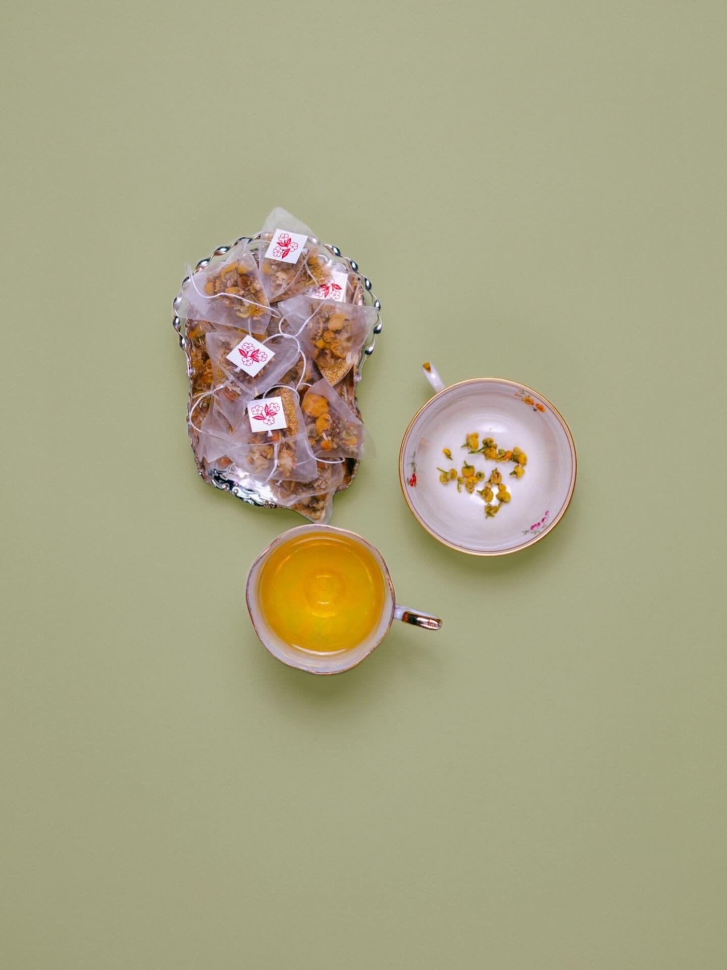 A sunny cold morning! Perfect opportunity to re up your tea supply 🫖