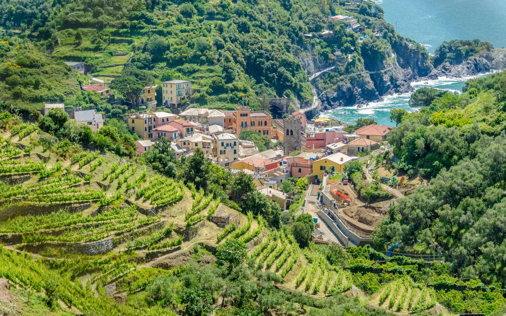 3 Towns You Should Visit In Cinque Terre Etips Travel Apps With Augmented Reality