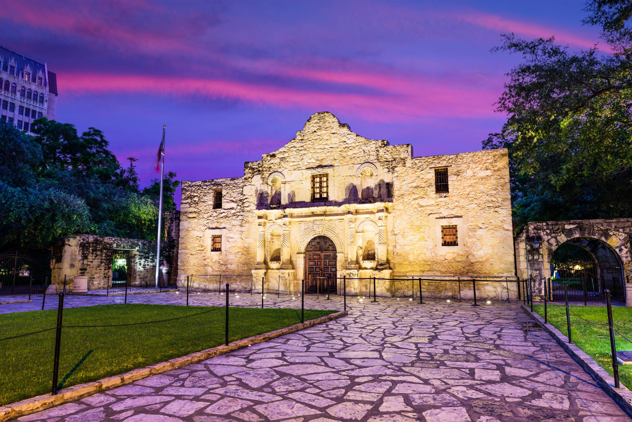 The Must-Do Guide to San Antonio, TX