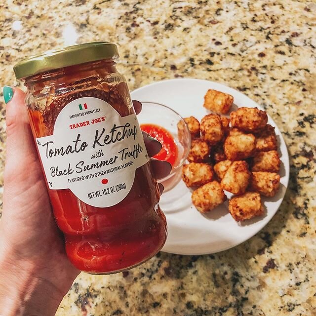 run 🏃🏼&zwj;♀️ do not walk, this new ketchup from TJ&rsquo;s is so so good! It&rsquo;s slightly sweet and has the perfect hint of truffle. tbh probably would have paired it something other than tater tots but hey, times are tough and groceries are l