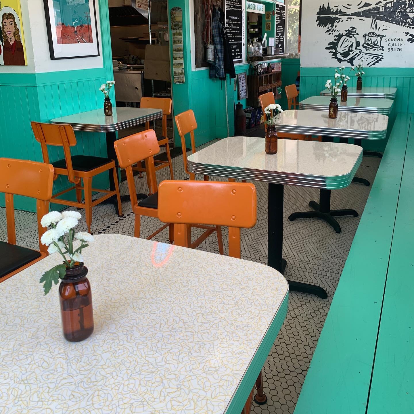 Come in today and check out our new tables! Just came in yesterday :) we&rsquo;re gonna be open from 11-3 today and tomorrow. And we will sadly be closed this Sunday 😢 so come on in while we&rsquo;re open and get your fix! 🤠