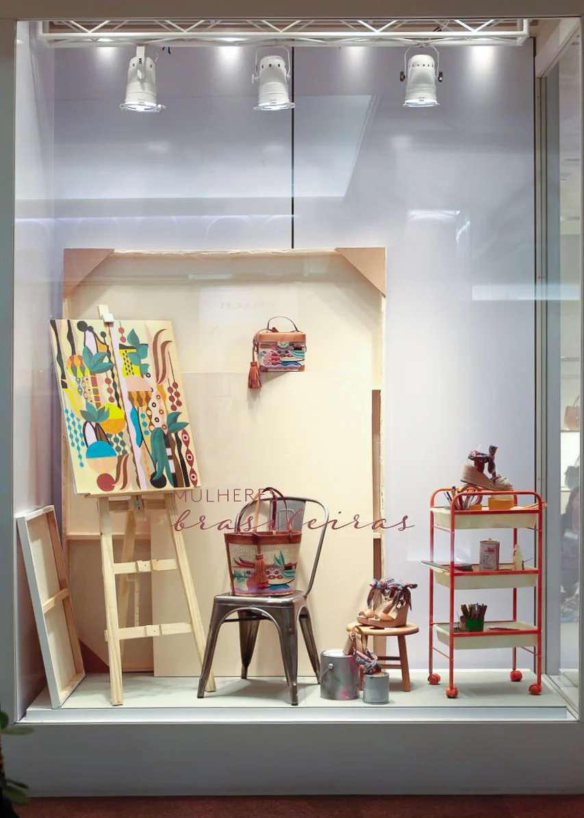 vitrine 1 a.jpg