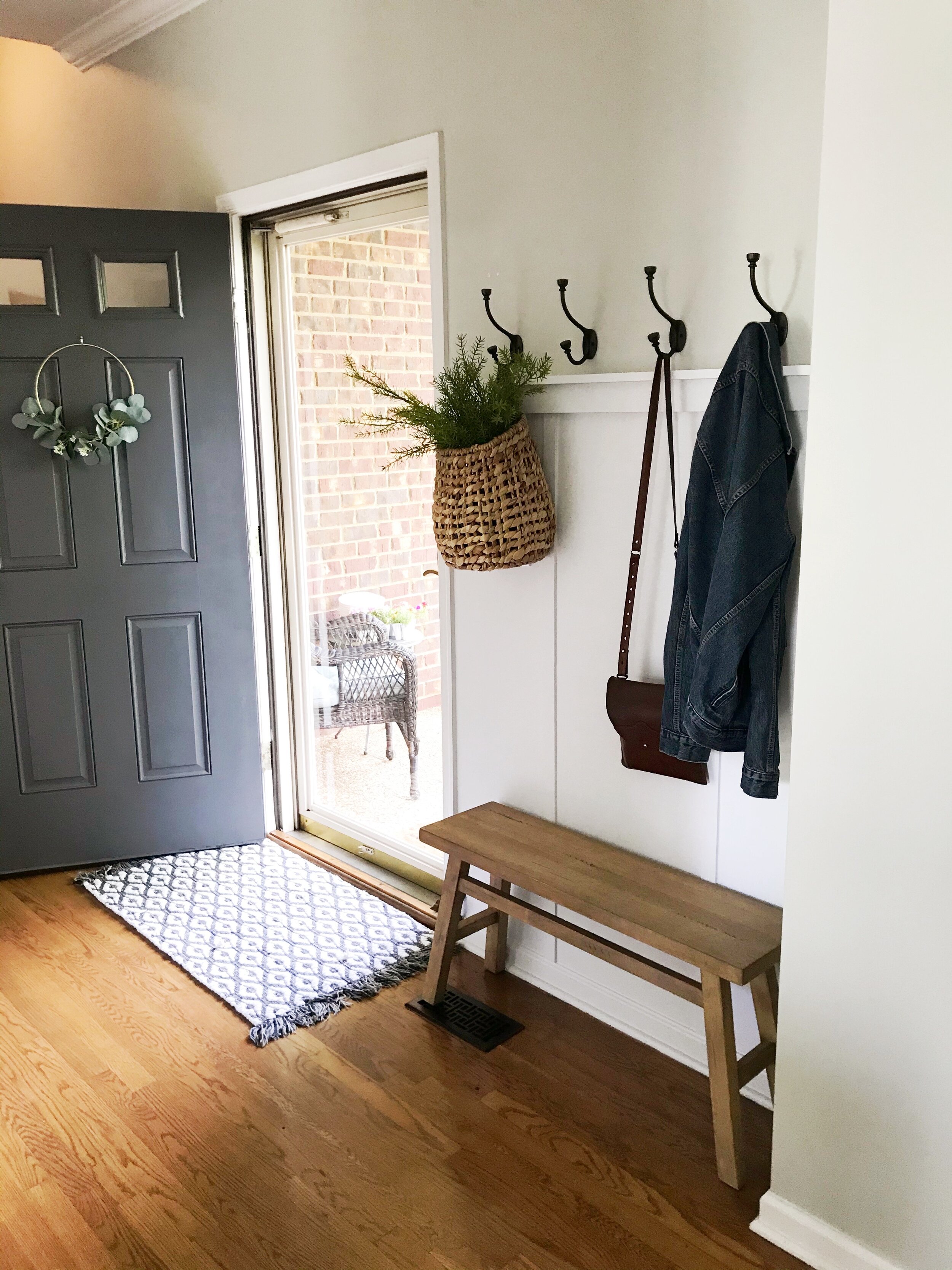 Easy DIY Entryway — Cottonwood Styling Home Styling