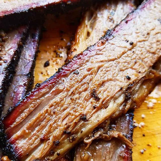 Why do I love BBQ so much? It makes people happy and is a great conversation piece. A smoked brisket was the perfect way to welcome our extended family to our home.⁣
⁣
This was only the 3rd time that I have smoked a brisket and that @wagyushop⁣
Ameri