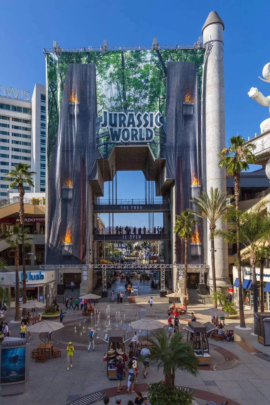 Jurassic World Premier 3.jpg