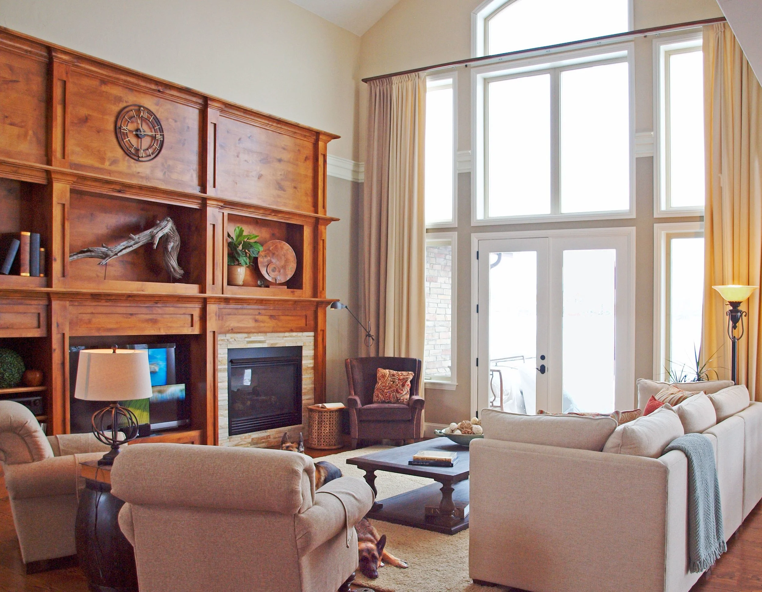 Classic-living-room-design-view.jpg