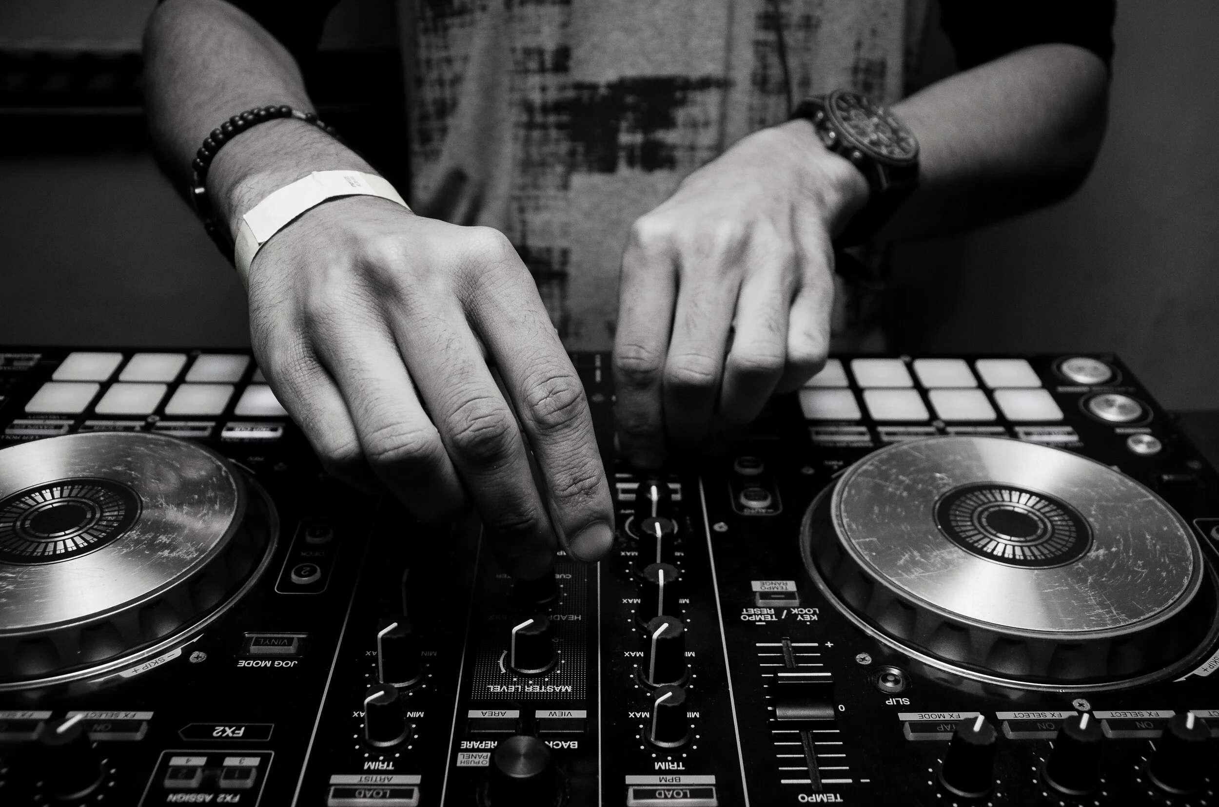 Photo by Isabella Mendes.jpg