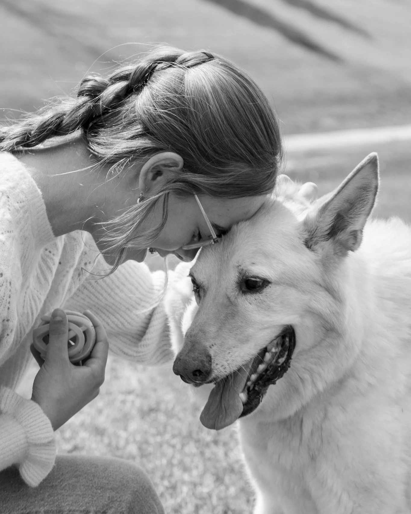 There are some sessions that stay with you long after you put the camera away. 🤍

I spent time with this family a few weeks back to capture meaningful moments with their fur babies who hold such a special place in their hearts.

This session carried