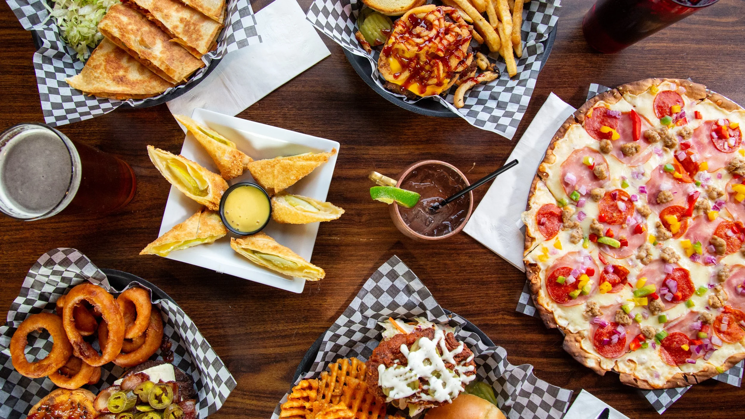 Food from Red Hen Taphouse photographed by Kayla Duffney Creative.